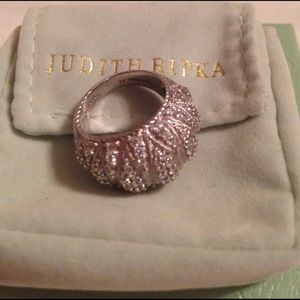 💐 JUDITH RIPKA DOMED PAVE  RING!
